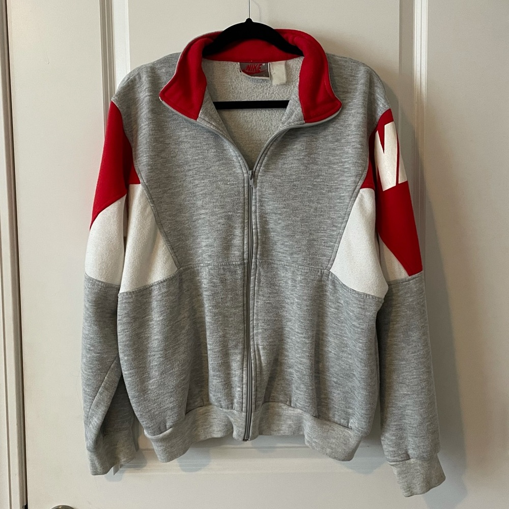 Vintage: 80’s-90’s Nike Zip-Up Sweatshirt